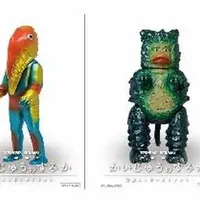 平日限定「かいじゅうソフビシール」イメージ