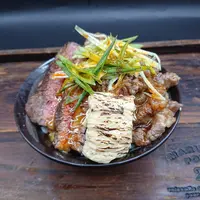 京三昧！和牛すき焼き＆ハラミ丼