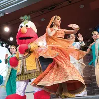 SPRING TM & (c) 2019 Sesame Workshop