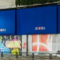 明治通り沿いウインドー全景 イメージ
