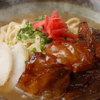 軟骨ソーキそば（沖縄県）