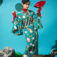 着用アイテム 着物・帯：重宗玉緒 カチューシャ・クラッチバッグ：SINZ（ラフォーレ原宿 B0.5F） その他：私物