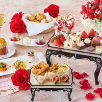 いちごと薔薇のブリティッシュガーデンハイティー イメージ