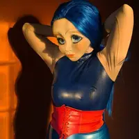 Laurie Simmons , Blue HairRed BeltBlue DressOrange Room Courtesy of the artist and Salon 94, New York