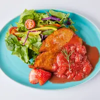 ストロベリーチキンシュニッツェル