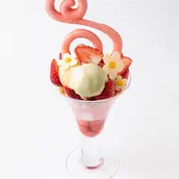 古都華いちごのパフェ