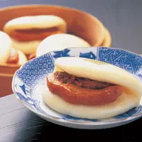 ＜岩崎本舗＞【長崎】　長崎角煮まんじゅう　400円（税込）