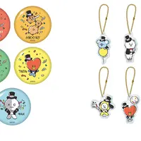 缶バッジ（ランダム8種）、アクリルキーホルダー（ランダム8種） イメージ（c）BT21
