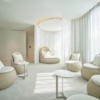 ラウンジ