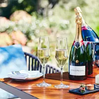 映画「007」にたびたび登場し、ジェームズ・ボンドが愛するシャンパーニュ「ボランジェ」