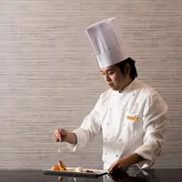 ザ ストリングス 表参道　製菓 料理長