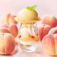 恋する桃パフェ