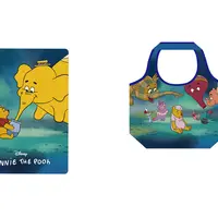 しぼ合皮フラットポーチ、くるくるエコバッグ(c) Disney. Based on the "Winnie the Pooh" works by A.A. Milne and E.H. Shepard.