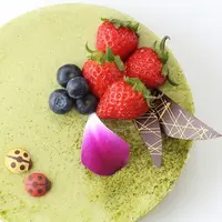 苺と抹茶のケーキ