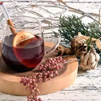 果実とスパイス香るホットワイン イメージ