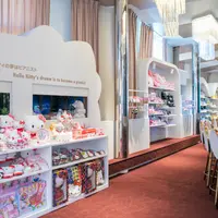 HELLO KITTY SHOW BOX