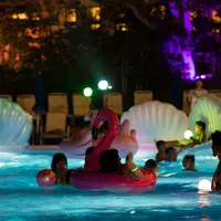 ナイトプール イメージ