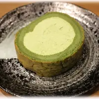 ふんわり宇治抹茶ロール　500円　