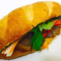 Bánh mì Xá Xíu（バインミーチャーシュー）500円（税込）※予定 