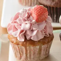 【サリーズカップケーキ】プレミアム銀龍いちごバニラ