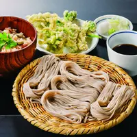 山菜天ぷらそばと日替り炊込みご飯セット≪各日限定40食≫（１人前）1,512円（税込）