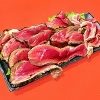 ローストビーフ　もつ焼き まるい（押上）