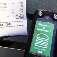 シェイクシャック 外苑いちょう並木店 （SHAKE SHACK）の写真・動画_image_63037