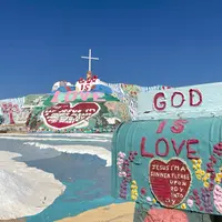 サルヴェーション・マウンテンの写真・動画_image_1090497