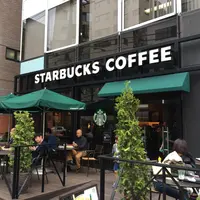 スターバックスコーヒー南青山骨董通り店（STARBUCKS COFFEE）の写真・動画_image_118064