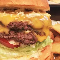 ＣＥＮＴＥＲ４・ＨＡＭＢＵＲＧＥＲＳの写真・動画_image_167123