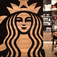 スターバックスコーヒー ブラックエプロン ストアの写真・動画_image_230547