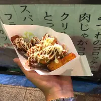 お肉屋さんの三ツ輪の写真・動画_image_429272