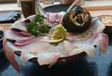 関あじ関さば館