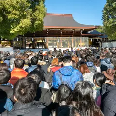 【明治神宮】初詣する際に気を付けるべきポイントやアクセス方法など解説