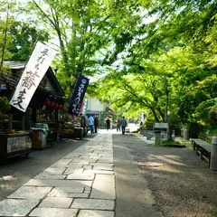 【深大寺 アクセス】電車やバスでの行き方をご紹介