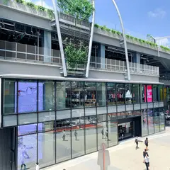 【ミヤシタパークの楽しみ方完全ガイド】グルメや宮下公園、渋谷横丁、ホテルまで！渋谷にオープンした注目スポットを徹底紹介