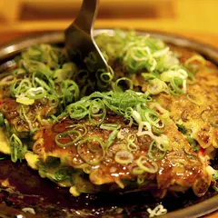 粉もんだけじゃない！大阪のおすすめご当地グルメ10選！