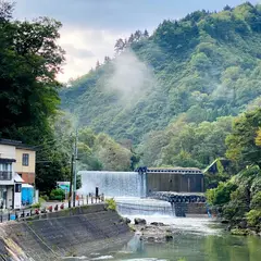 肘折ダム