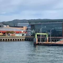 呉港