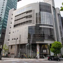 新宿区立角筈図書館