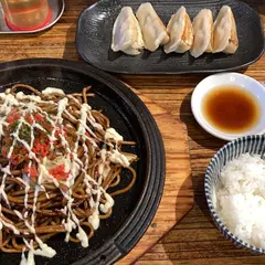 焼きそばのまるしょう 本郷三丁目店