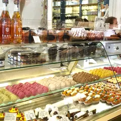 ストレー
