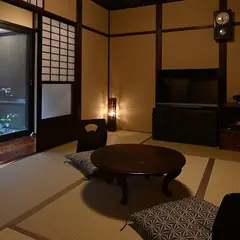 稲荷凰庵