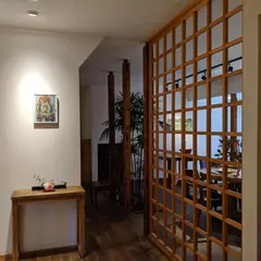ひがし