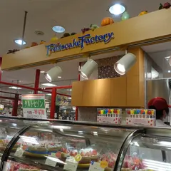 フルーツケーキファクトリーエスタ店