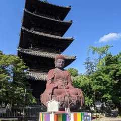 興正寺五重塔