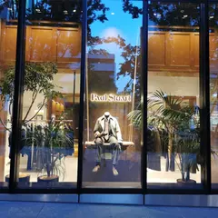 ポール・スチュアート青山本店