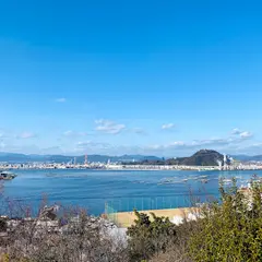 横浜公園