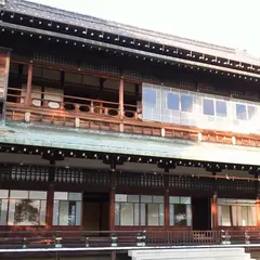 毛利博物館