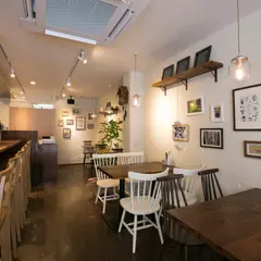 リトルネストカフェ